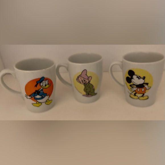 Vintage Disney ceramic cup, Set Of 3. Mickey, Donald & Dopey - Picture 3 of 4